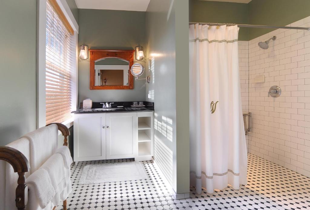 1906 Lodge - 
