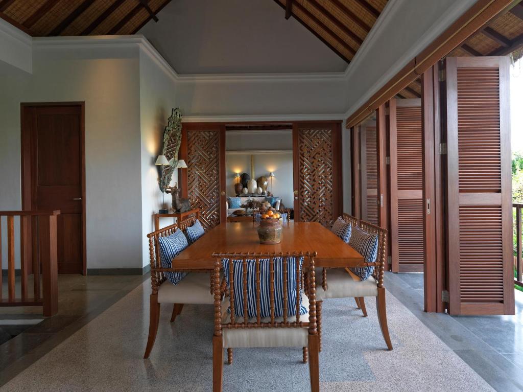 Posezení v ubytování The Legian Seminyak, Bali