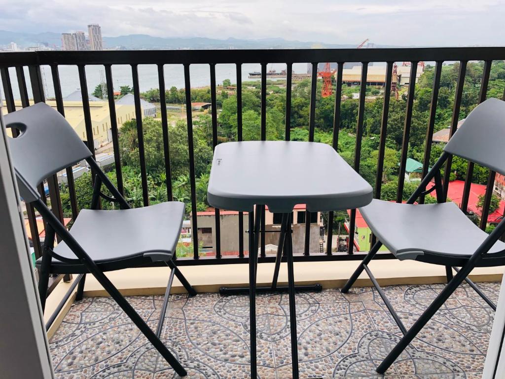 Condo w/ Balcony Near Mactan International Airport