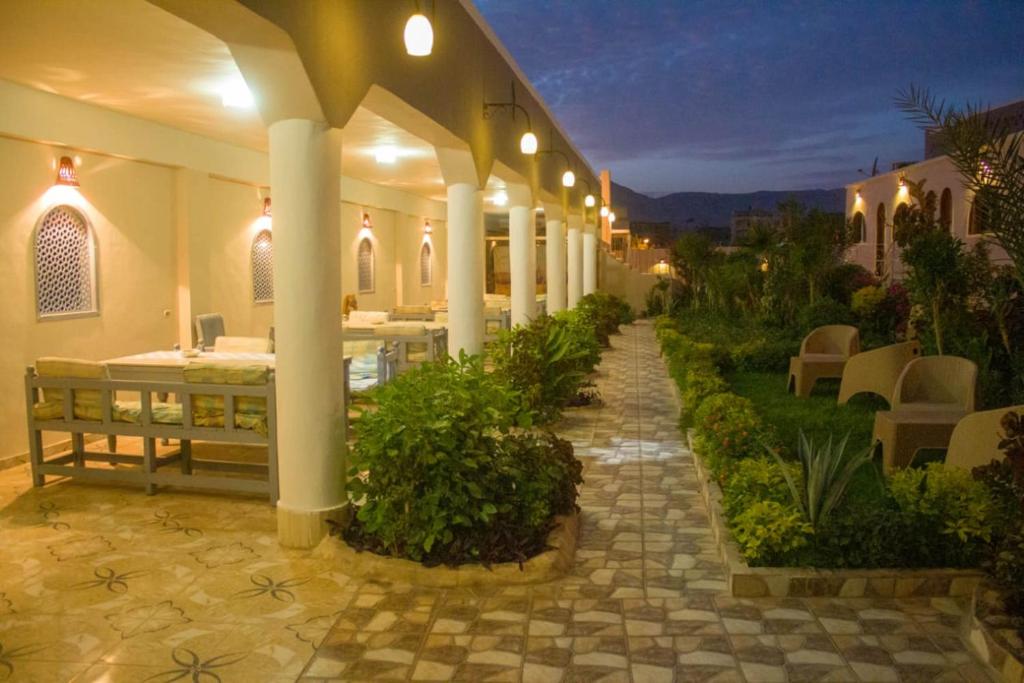Fotografie z fotogalerie ubytování Janat Elsahara Hotel v destinaci Luxor