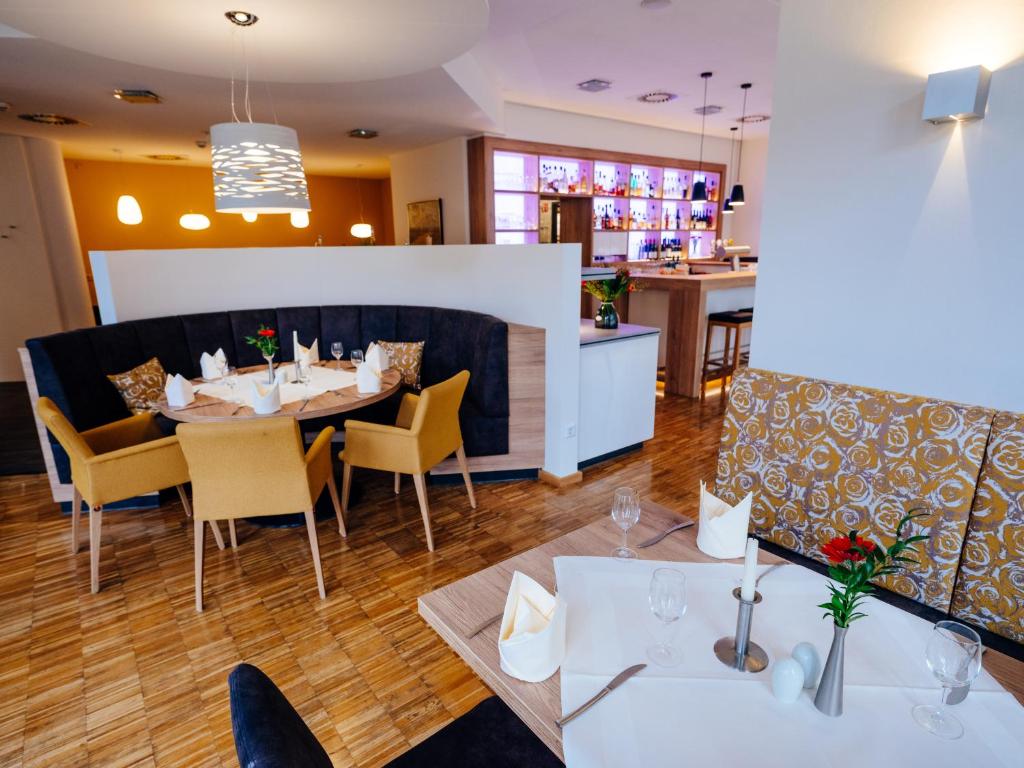 Restaurace v ubytování Hotel Aspethera