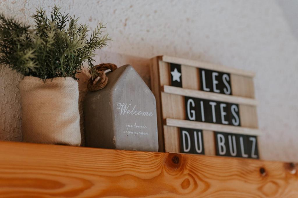 Gîtes du Bulz, en pleine forêt proche de la mer - Housity
