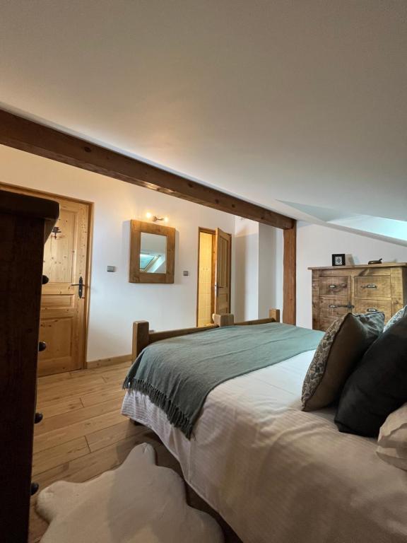 Chalet Le Pery - Quarto Duplo Ou Duplo Com Banheiro Privativo