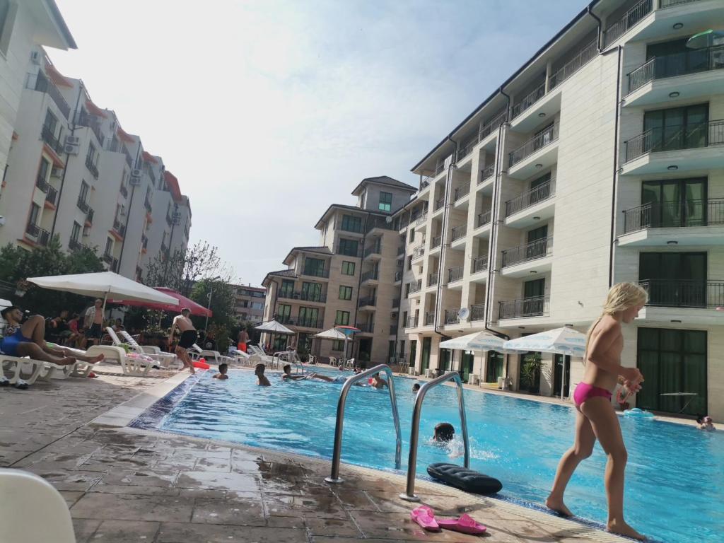 Bazén v ubytování Family Apartments Amadeus lux nebo v jeho okolí
