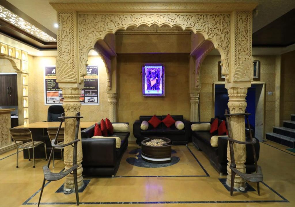 Posezení v ubytování Hotel Prince-Near Jaisalmer Fort