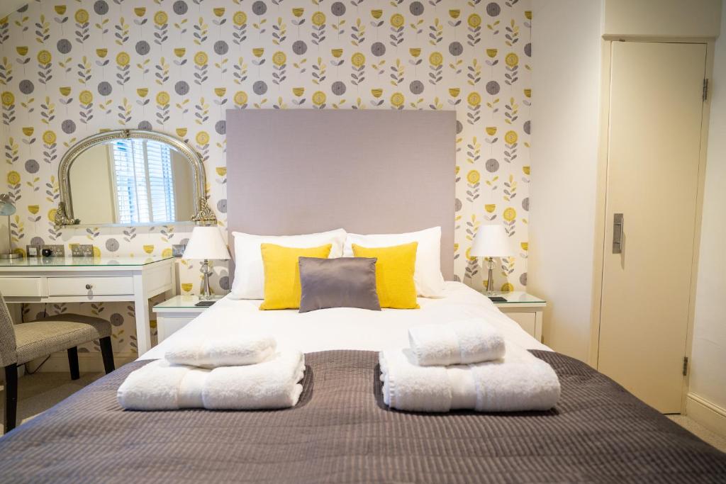 The Bear & Swan - Resim 17