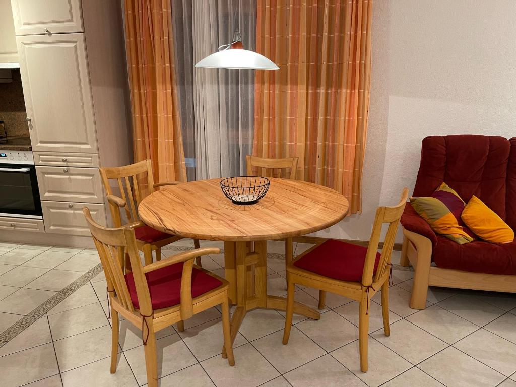 Kuchyň nebo kuchyňský kout v ubytování Chateau Leukerbad