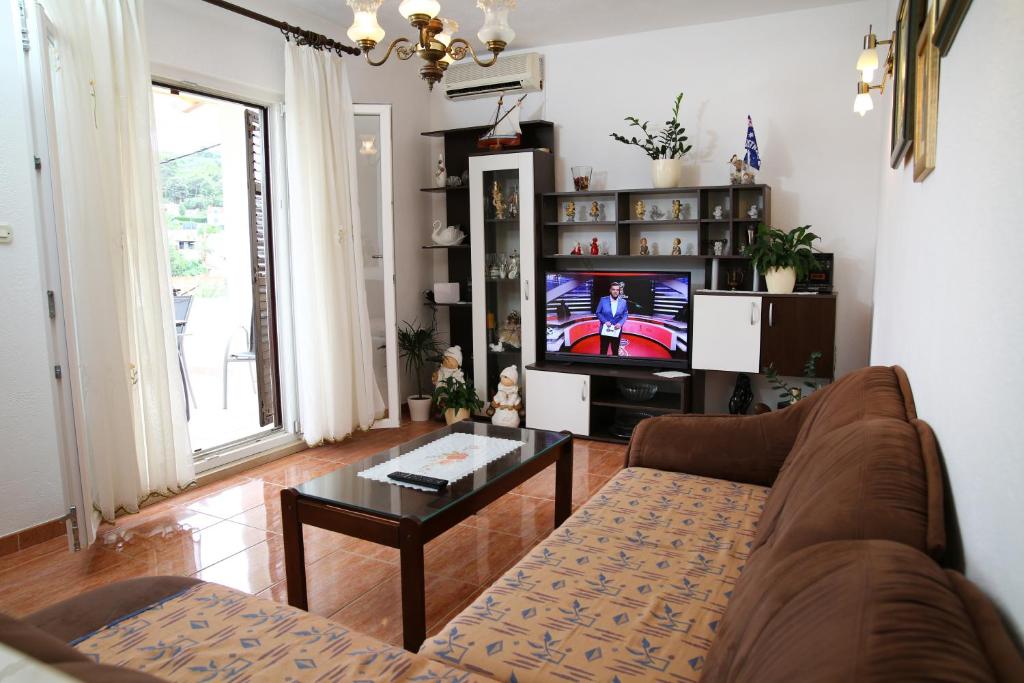 Apartments Boro - Housity