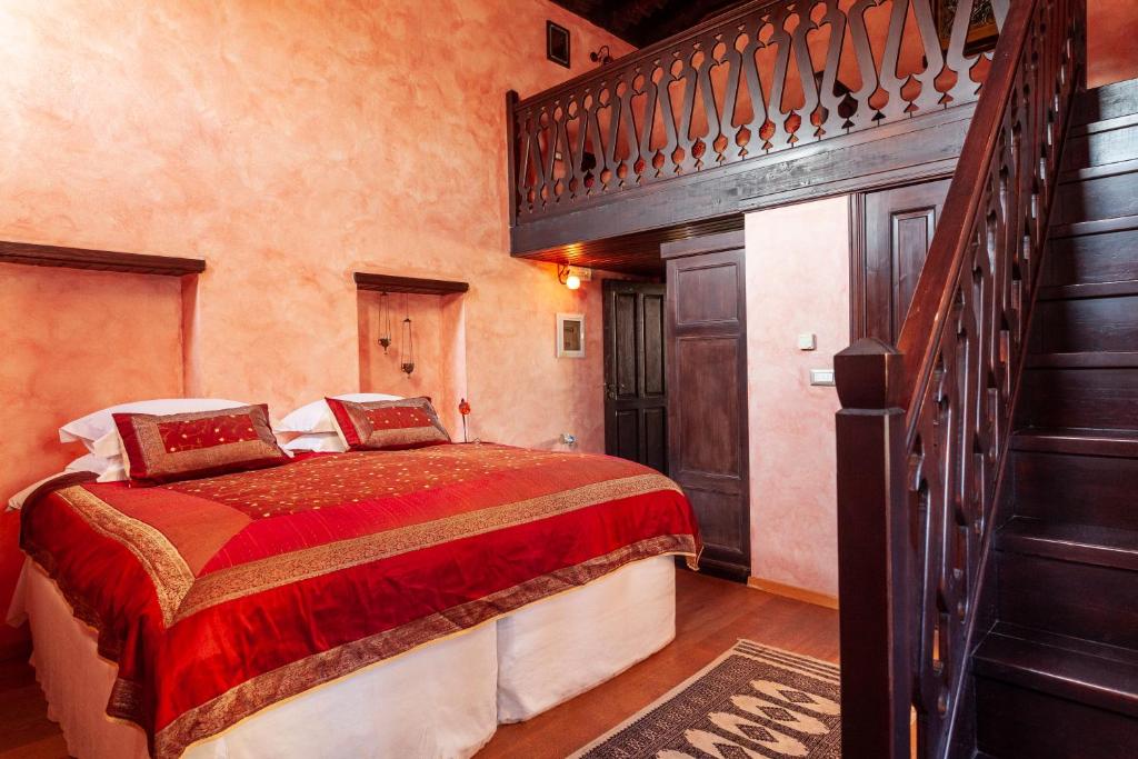 Spirit Of The Knights Boutique Hotel - 17