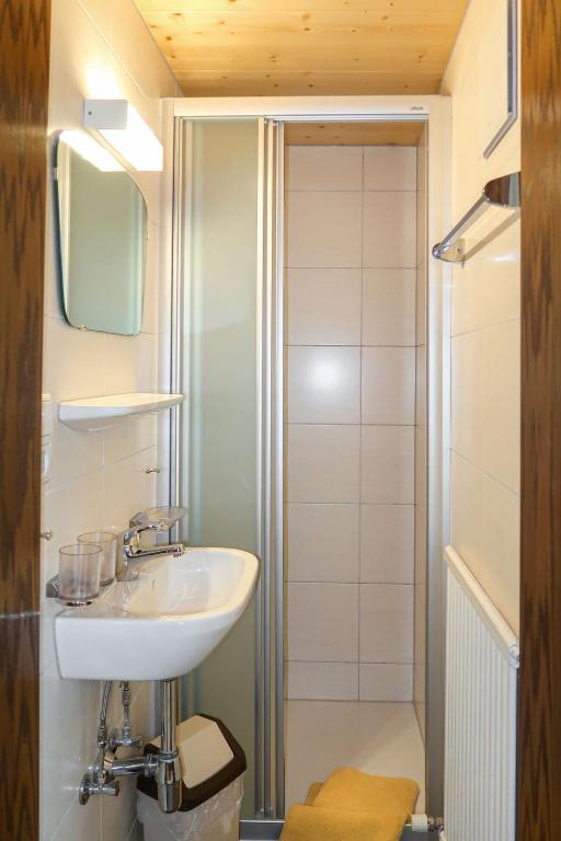 Kúpeľňa v ubytovaní Apartment Zechner-2 by Interhome