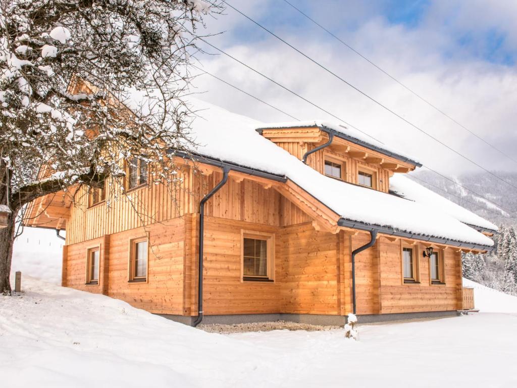 Chalet Grimmingblickhütte by Interhome v zime