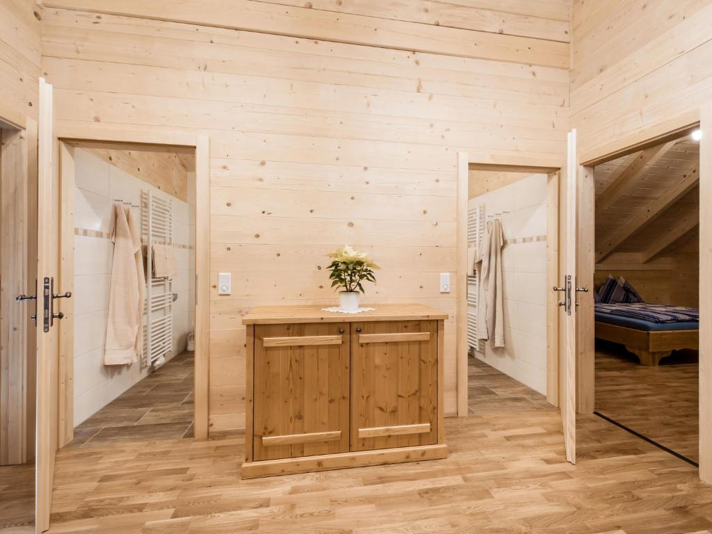 Posteľ alebo postele v izbe v ubytovaní Chalet Grimmingblickhütte by Interhome