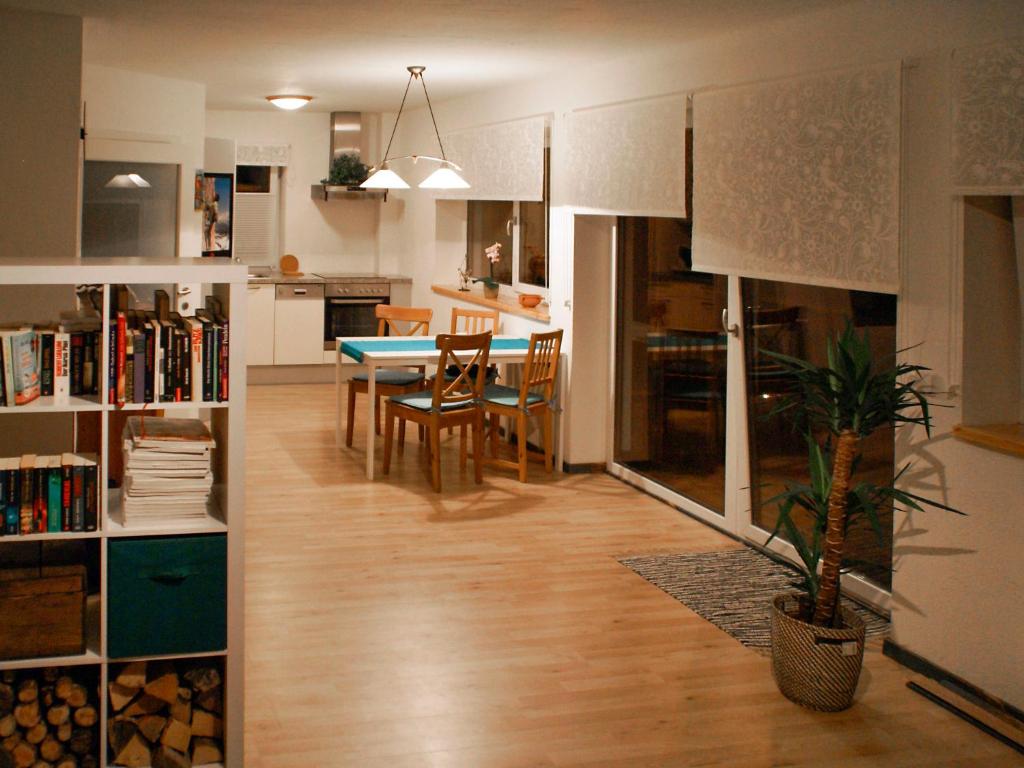 Knižnica v apartmáne