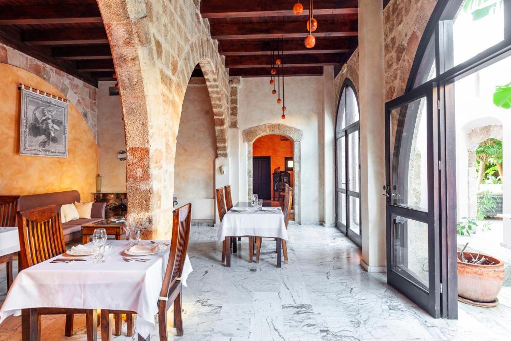 Spirit Of The Knights Boutique Hotel - Resim 8