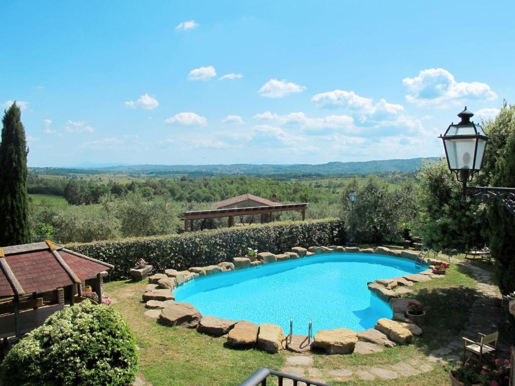 Bazén v ubytování Holiday Home Casa Clotilde by Interhome nebo v jeho okolí