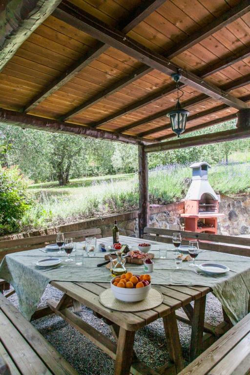 Zahrada ubytování Holiday Home Val d'Orcia by Interhome