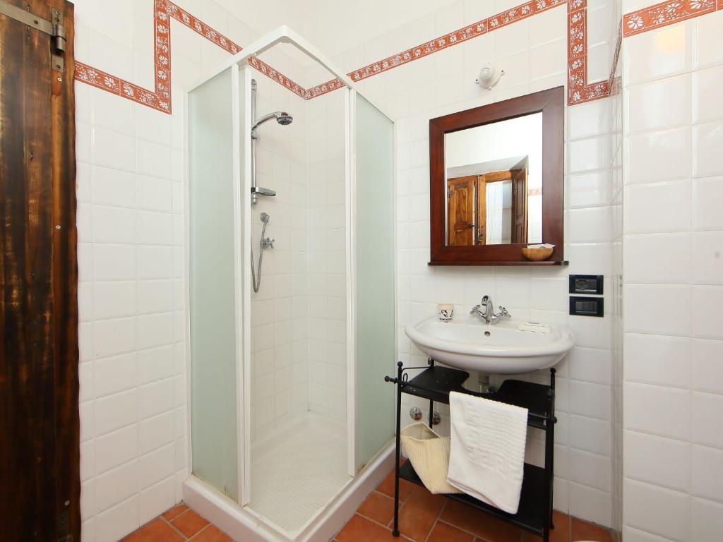 Koupelna v ubytování Holiday Home Val d'Orcia by Interhome