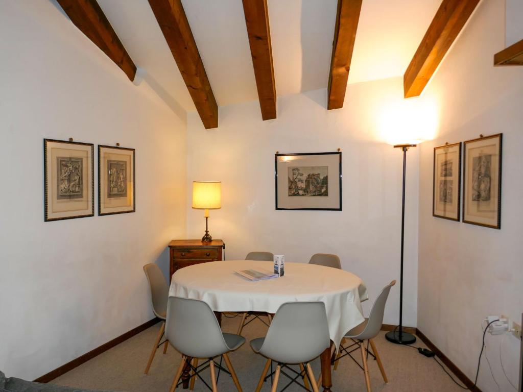 Fotografie z fotogalerie ubytování Apartment Chesa Prasüra 10 by Interhome v destinaci Sils Maria