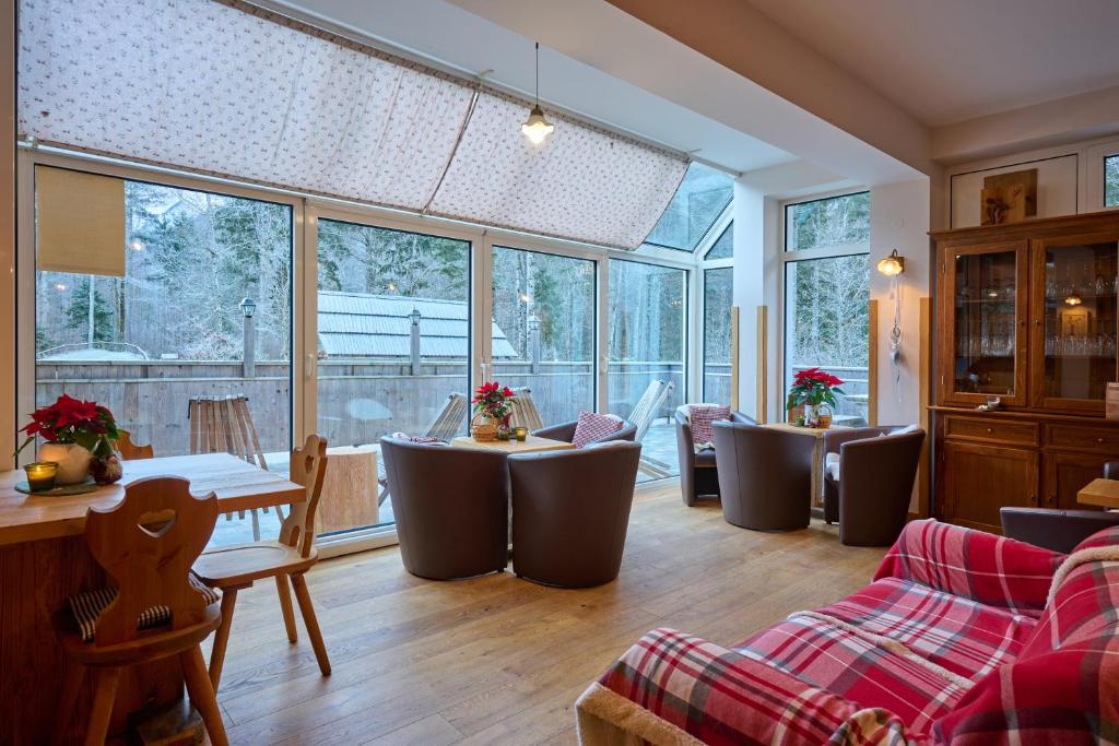 Posedenie v ubytovaní Eko hiša-Eco House Na razpotju
