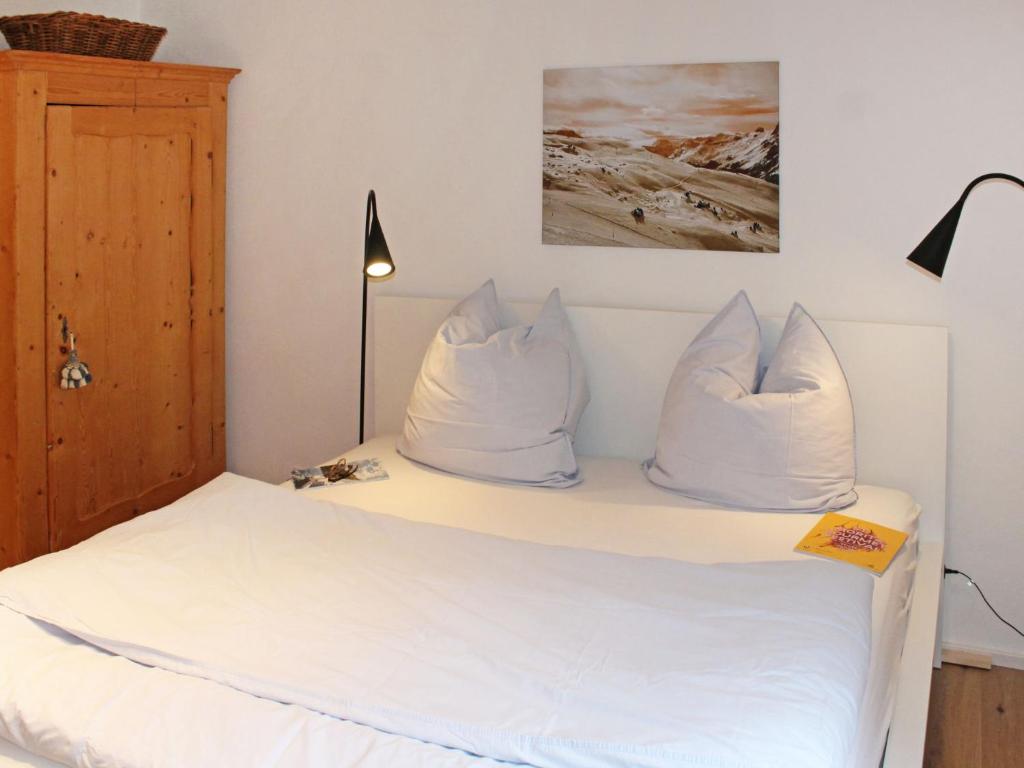 Apartment Residenza Chesa Margun 35-5 by Interhome