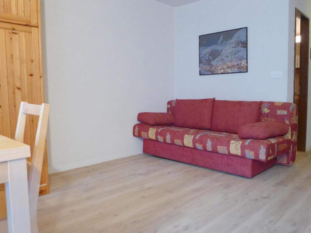 Studio Sungold-4 - Housity