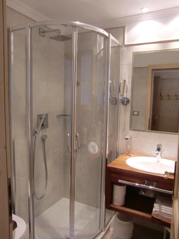 Łazienka w obiekcie Hotel Val