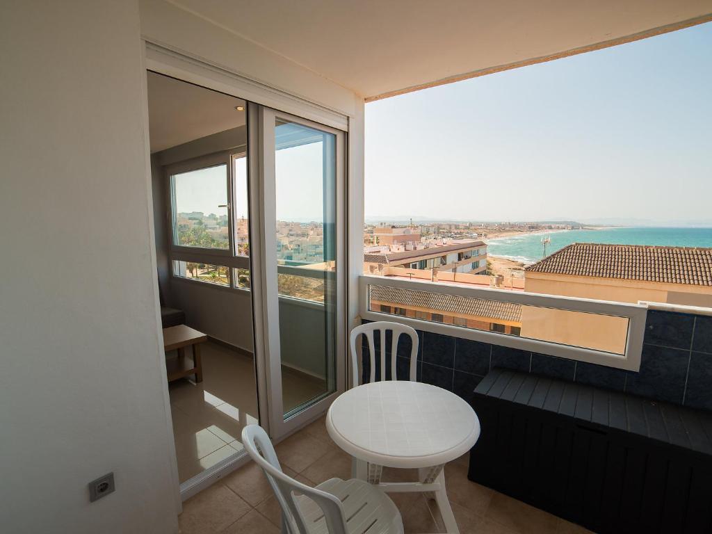 Booking.com: Apartment Miramar V , La Mata, Spanje . Boek nu ...