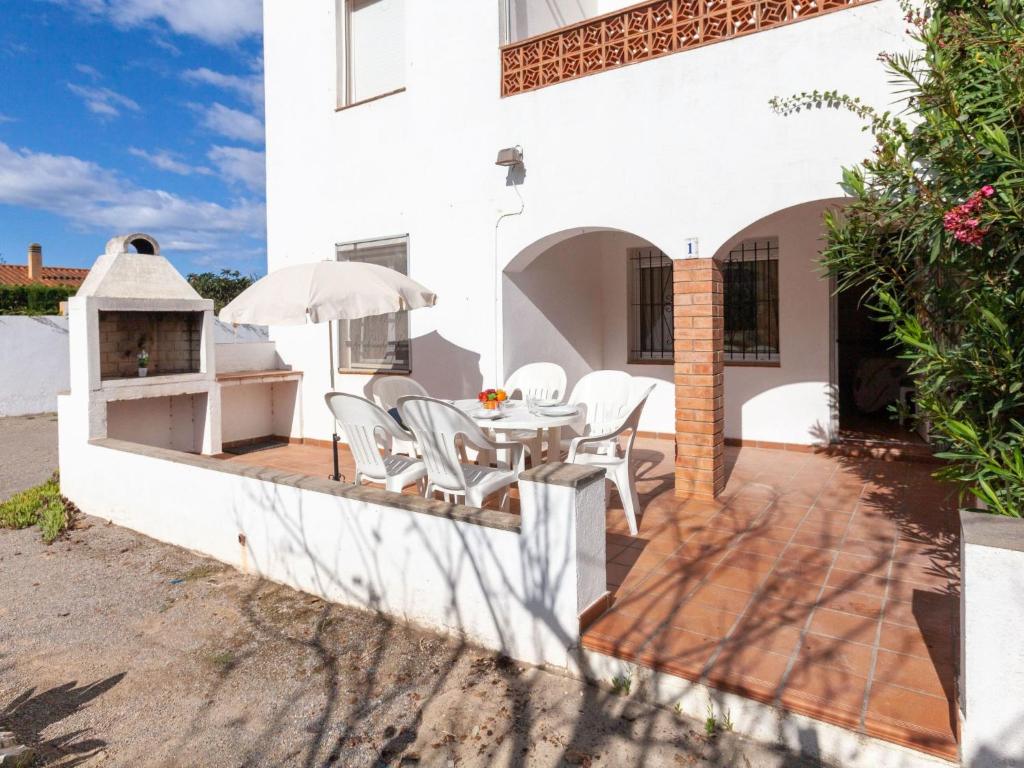 Apartment Anfora 1 by Interhome, Sant Martí dEmpúries ...