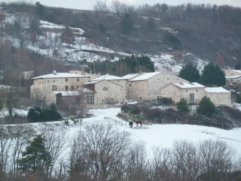 Ferme de Simondon v zimě