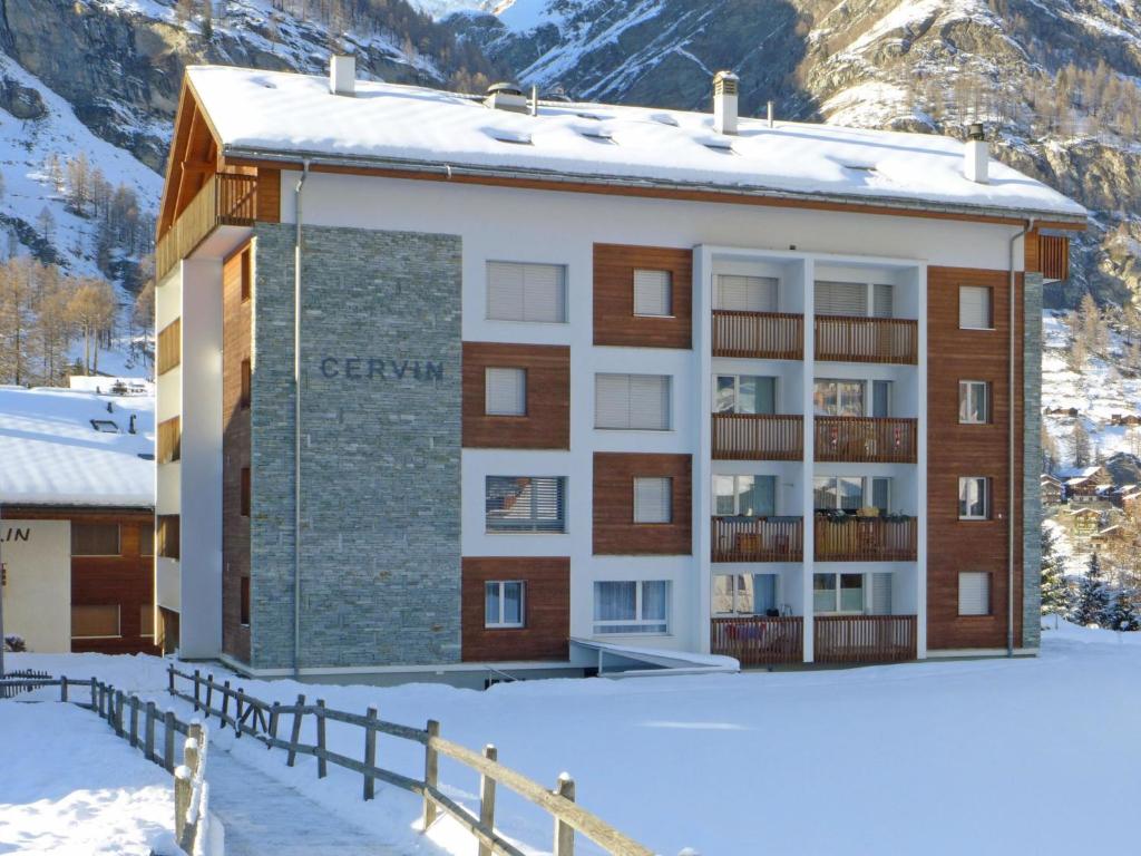 Nespecifikovaný výhled na hory nebo výhled na hory při pohledu z apartmánu