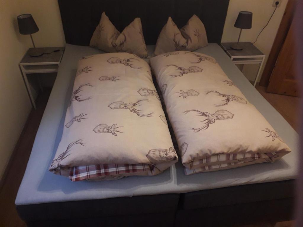 Postel nebo postele na pokoji v ubytování Haus-Claudia