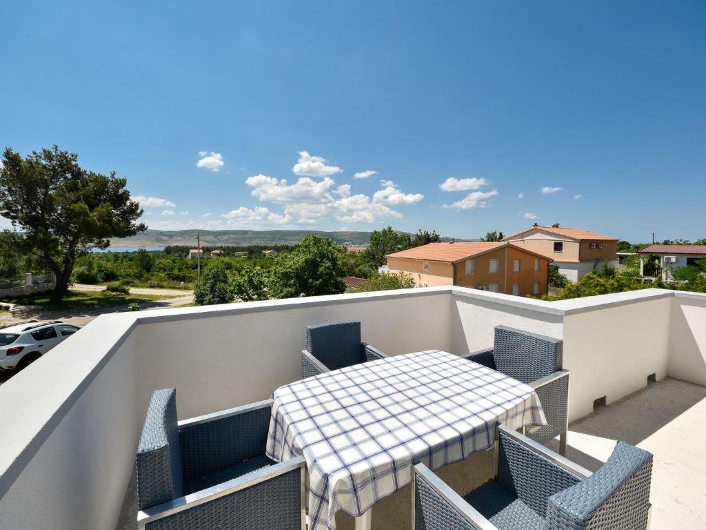 Μπαλκόνι ή βεράντα στο Apartment Mirjana-1 by Interhome