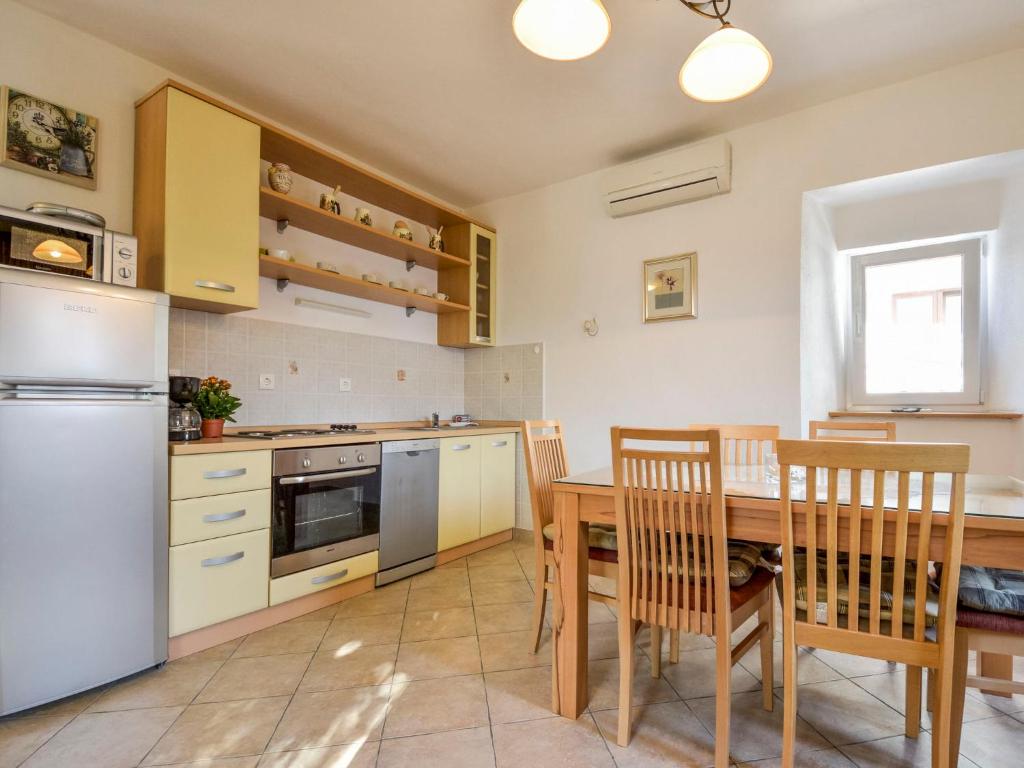 Fotografie z fotogalerie ubytování Apartment Angelina-1 by Interhome v destinaci Karlobag