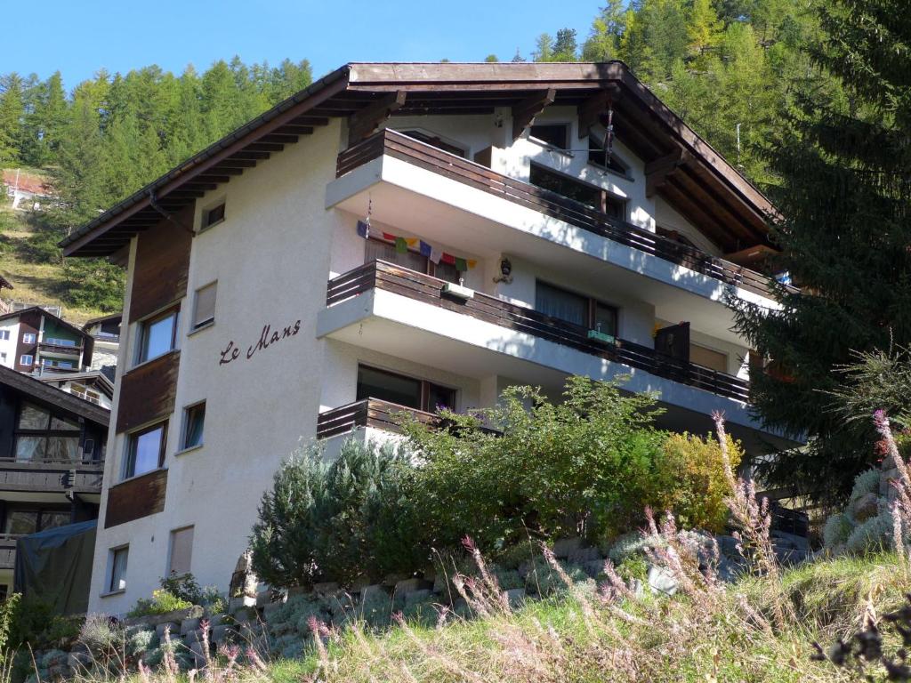 Apartment Le Mans by Interhome, Zermatt – Updated 2023 Prices