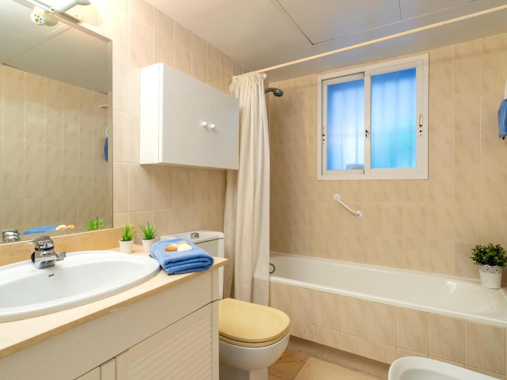 Koupelna v ubytování Apartment Mirador II by Interhome