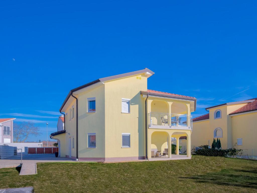 Zdjęcie z galerii obiektu Apartment Lucia-1 by Interhome w mieście Kmeti