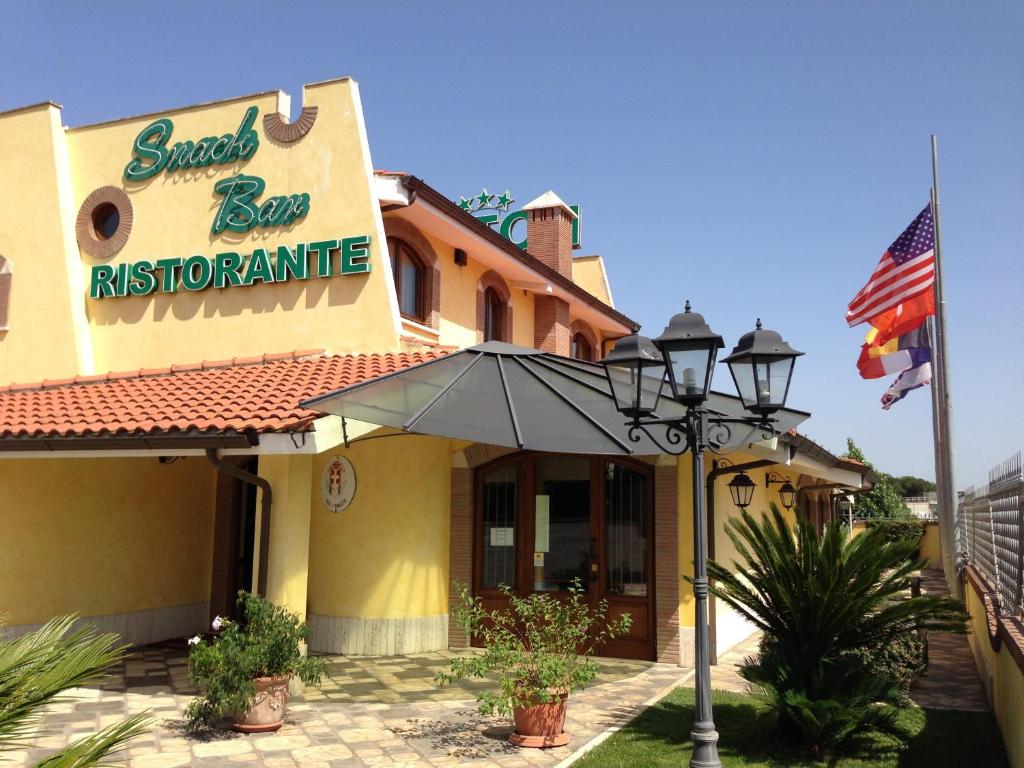 Budynek, w którym mieści się hotel