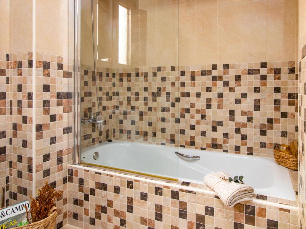 Koupelna v ubytování Villa Villa Monte Feliz by Interhome