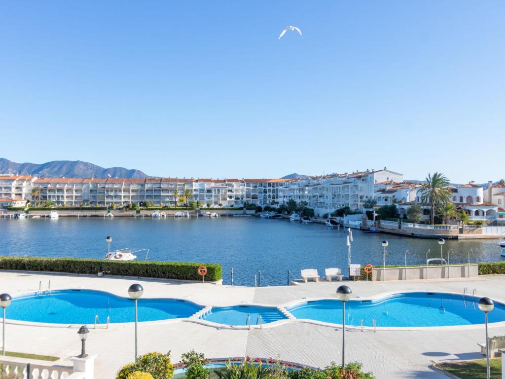 Apartment Sant Maurici-24 by Interhome