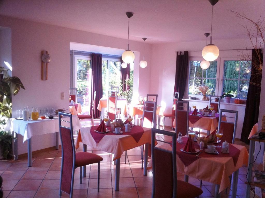 Restaurace v ubytování Gästehaus Helbighof