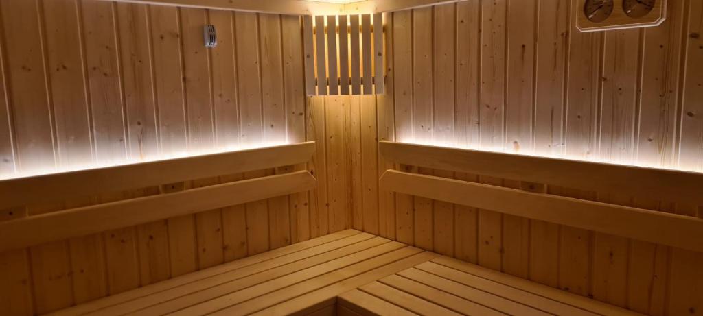 Fotografia z galérie ubytovania Karwia Plaza - Apartments - Domki z jacuzzi i sauną v destinácii Karwia