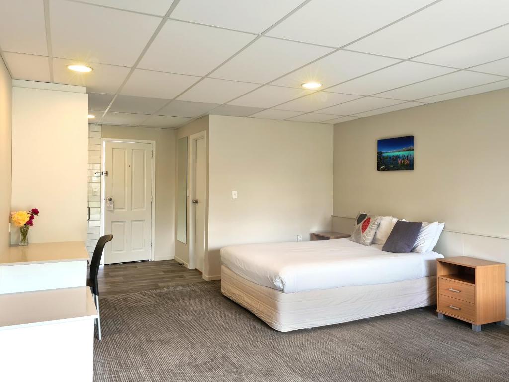 The Garden Hotel - Resim 24