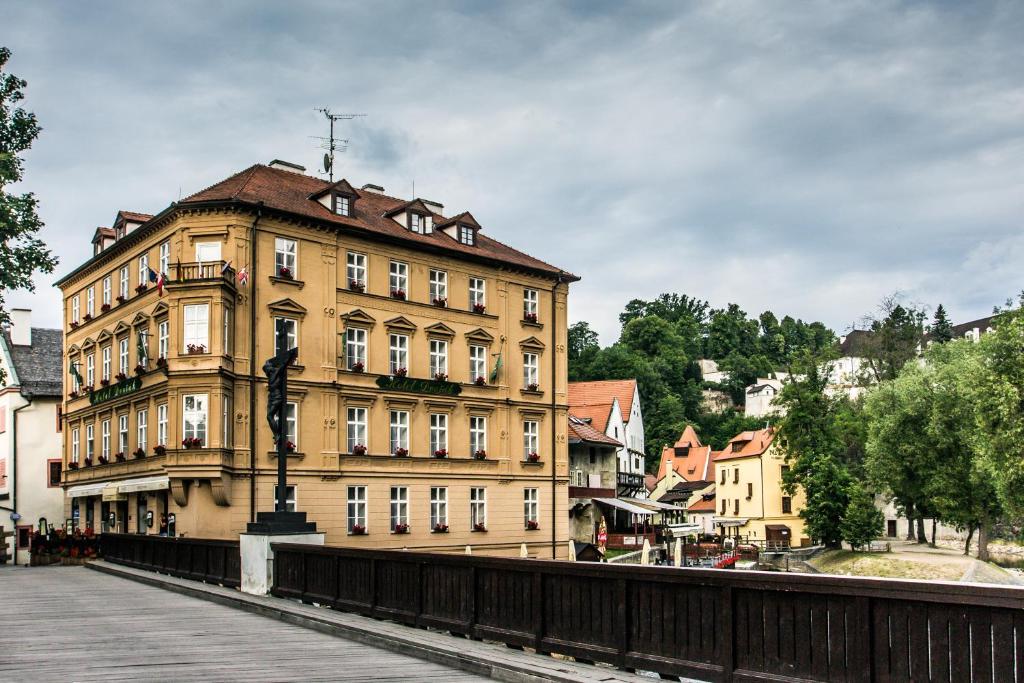 Budova, kde se hotel nachází