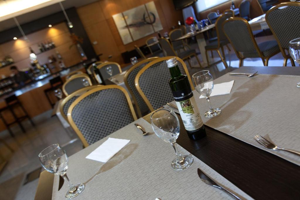 Restaurace v ubytování Sercotel Gran Fama