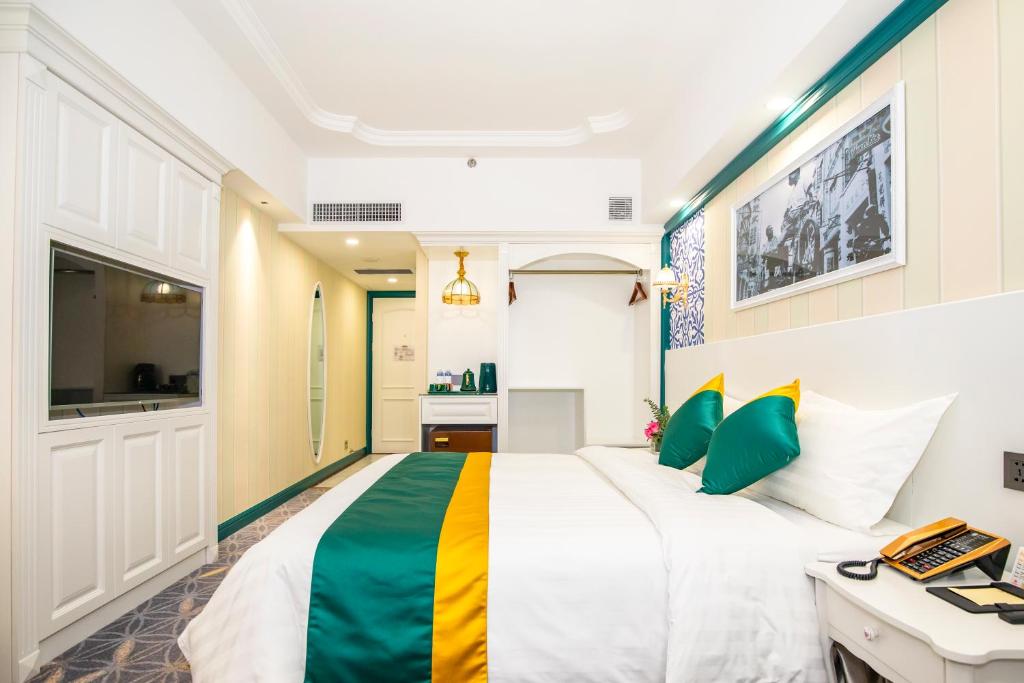 TV a/nebo společenská místnost v ubytování Fu Hua Hotel