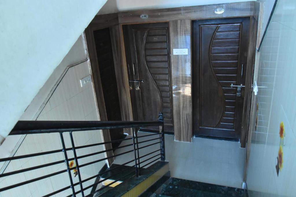 Fotografie z fotogalerie ubytování Hotel Temple Sai v destinaci Širdi