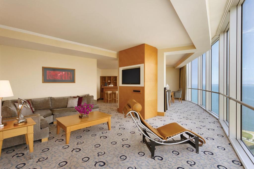 Wyndham Grand Izmir Ozdilek Thermal & Spa - Solite Senior Avec View Mountain - Non-fumeur