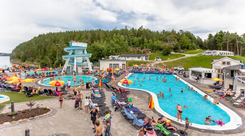 Bazén v ubytování Hafsten Resort nebo v jeho okolí