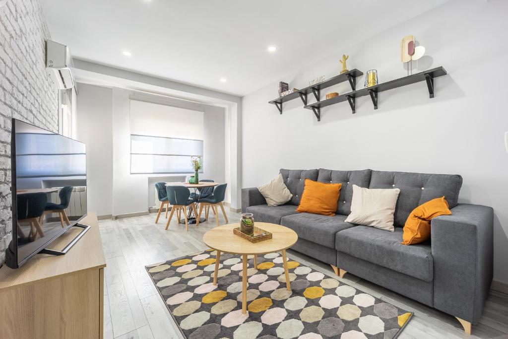 Delagua Apartments Atocha I - Two-Bedroom Apartment