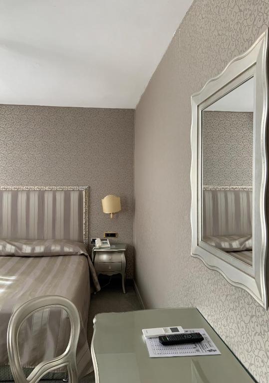 Hotel Castello - Resim 12